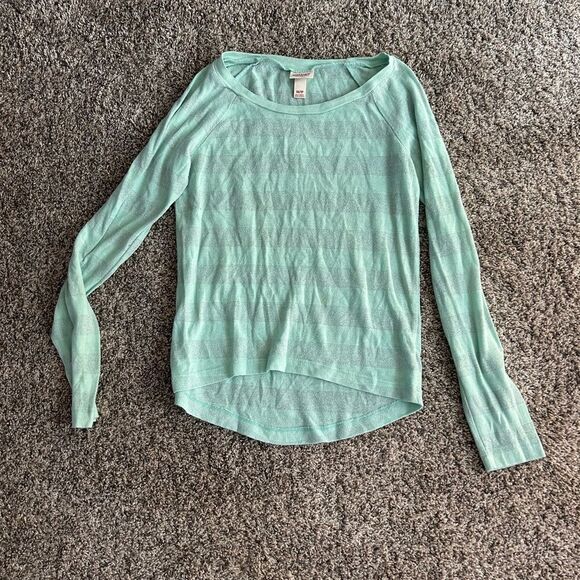 Top  - Picture 2 of 4